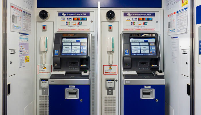 銀行の防犯カメラを「VMSソフト」で効率管理